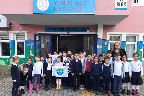 Yunus Nadi İlkokulu